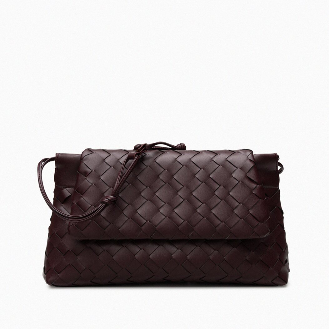 Elora Shoulder Bag